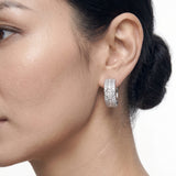 SILVERY CRYSTAL STUD