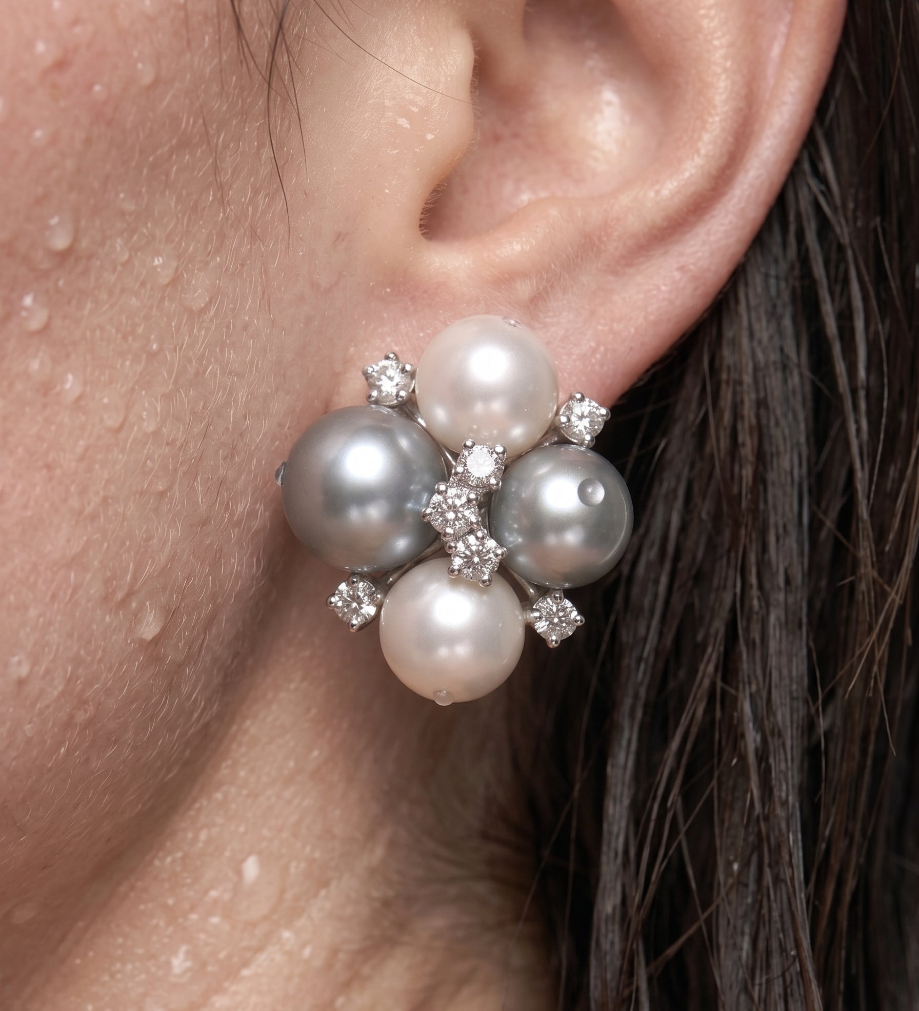 PEARL SPARK EARRING