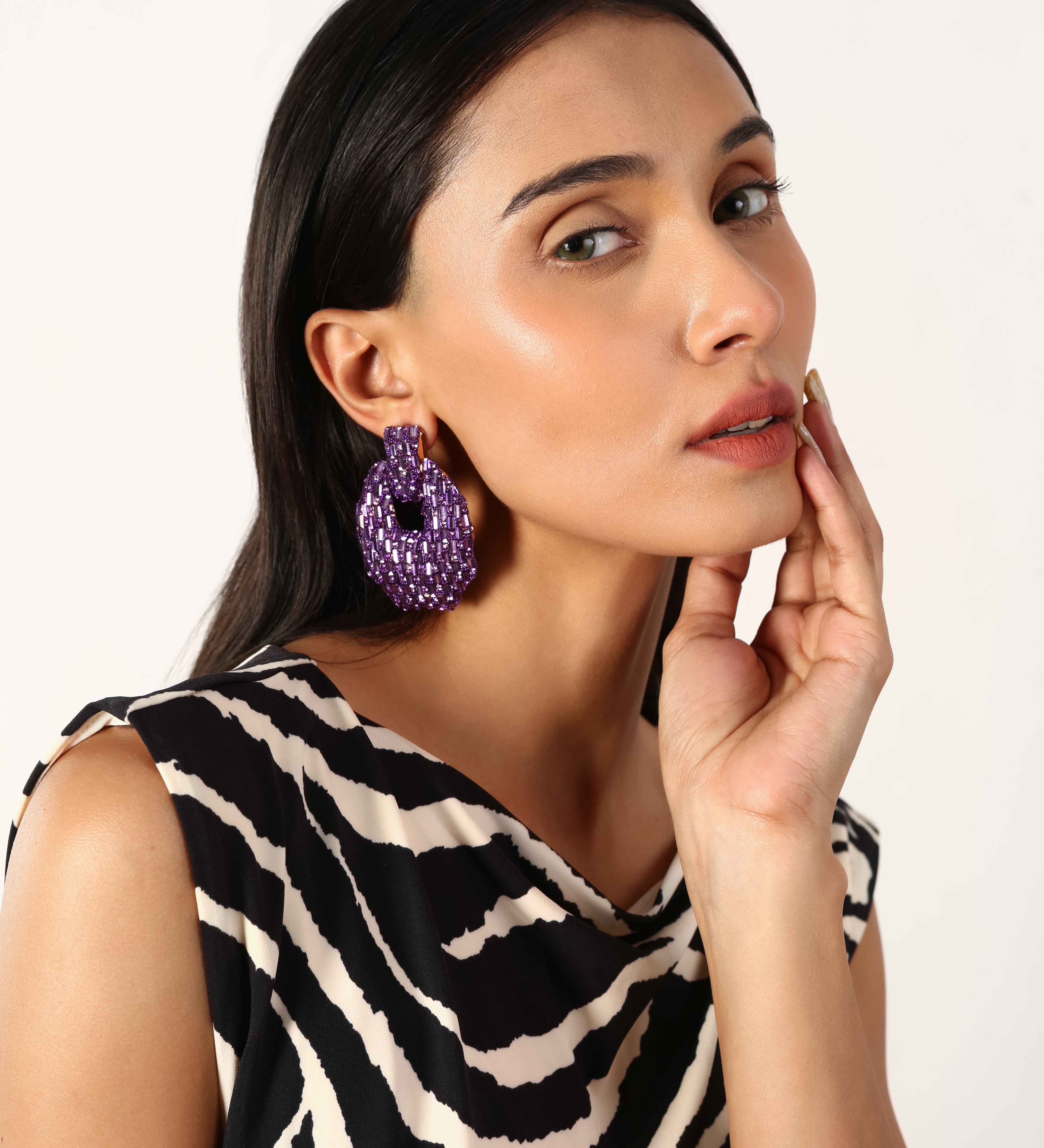 Vibe Matching Viloet Dangling