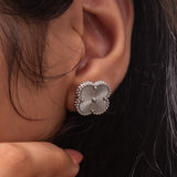 Van Cleef Single Clover Studs