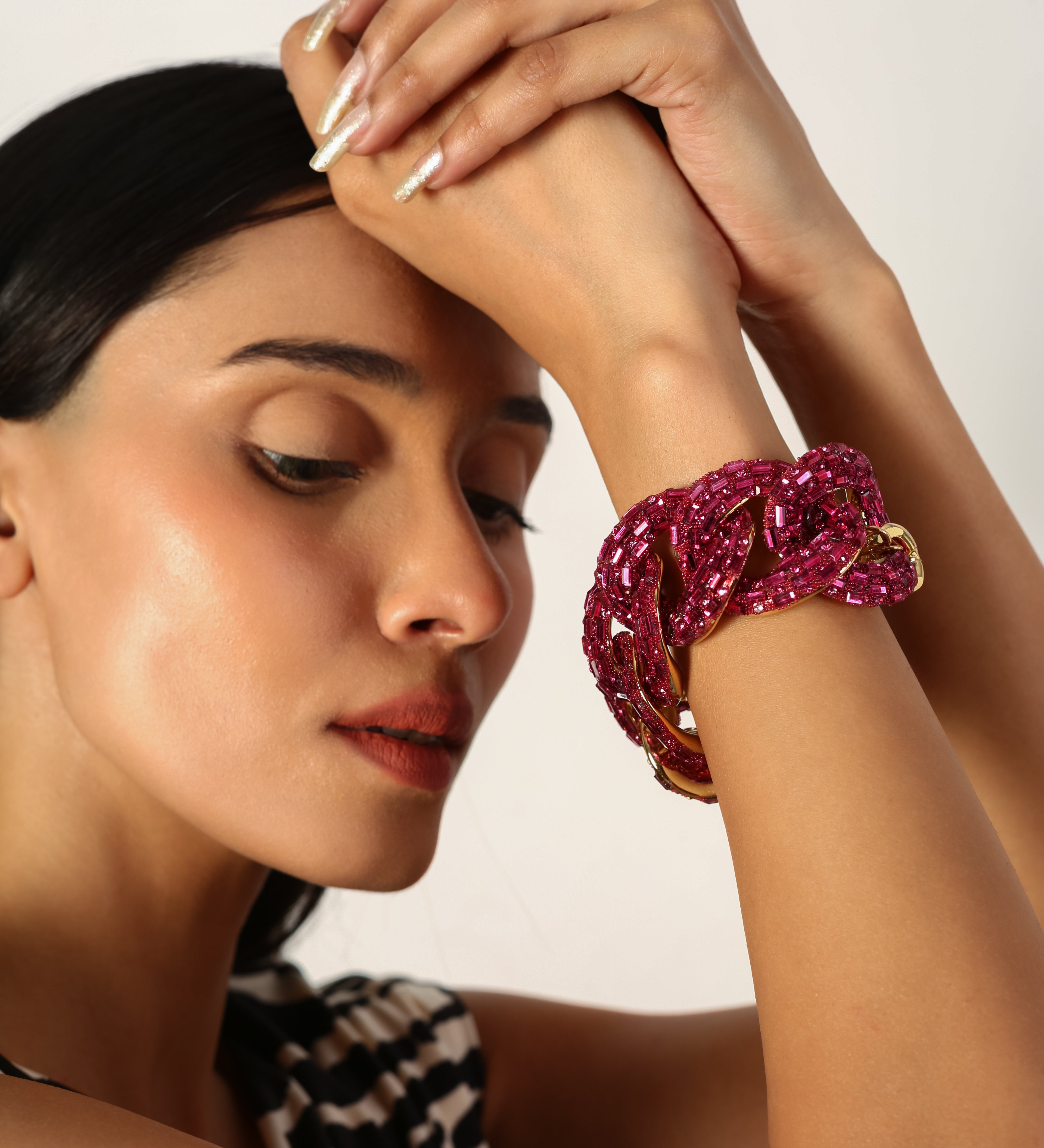 Pop Up Bracelet With Adjustable Chain