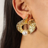 CIRCULLAR MAIN CHARACTER GOLD PLATED EARRING