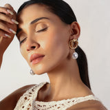 GOLDEN PEARL DROP EARRING