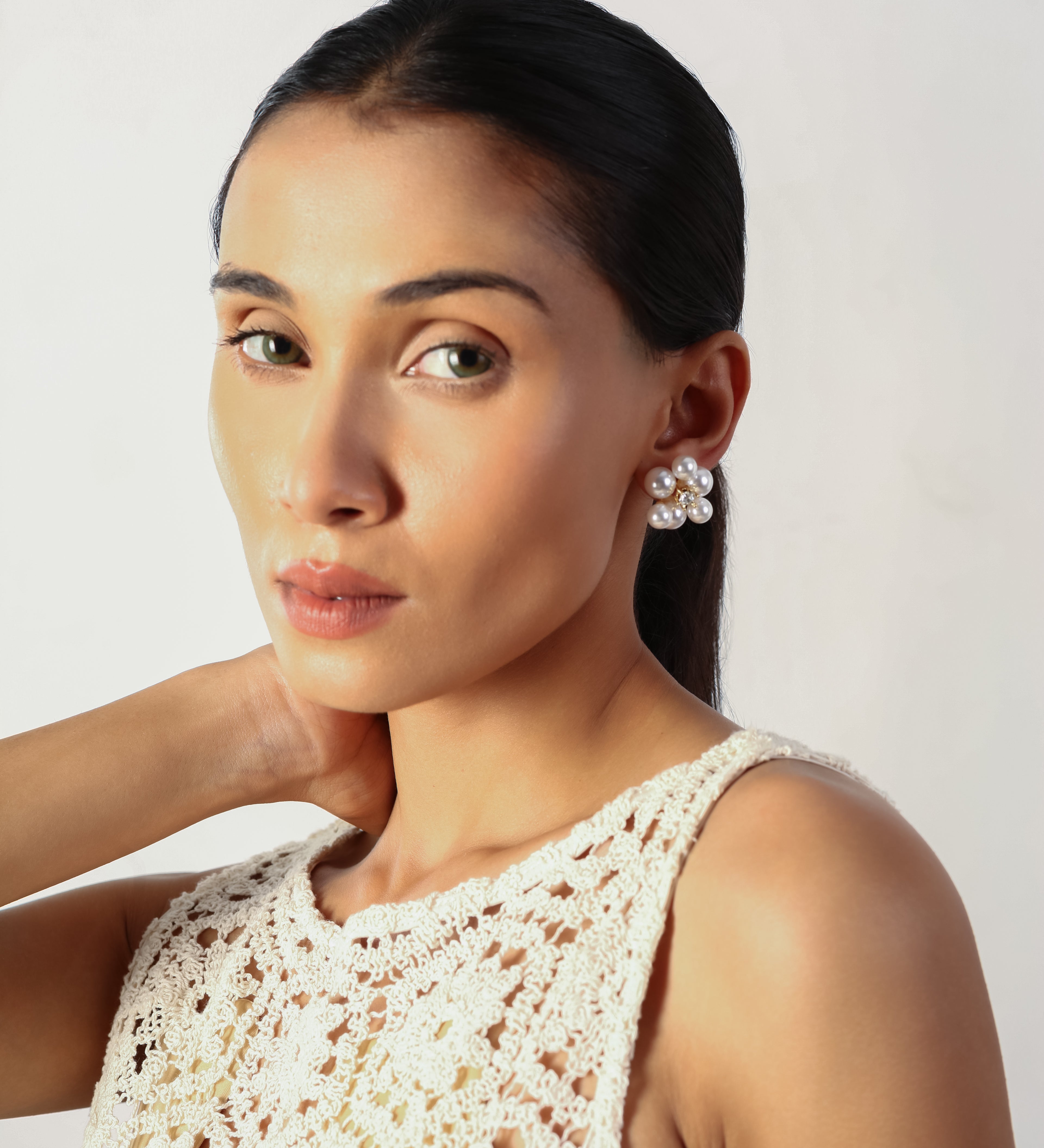 PEARLFLORAL GOLD PLATED EARRING
